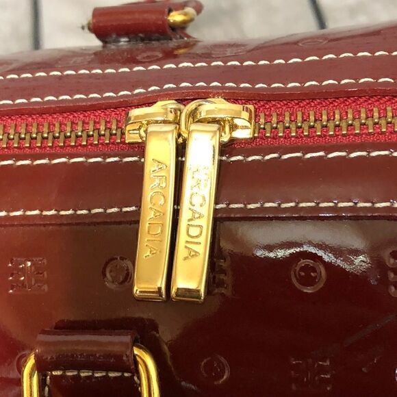 Rare Arcadia Patent Leather Doctor Bag crossbody - Picture 4 of 8